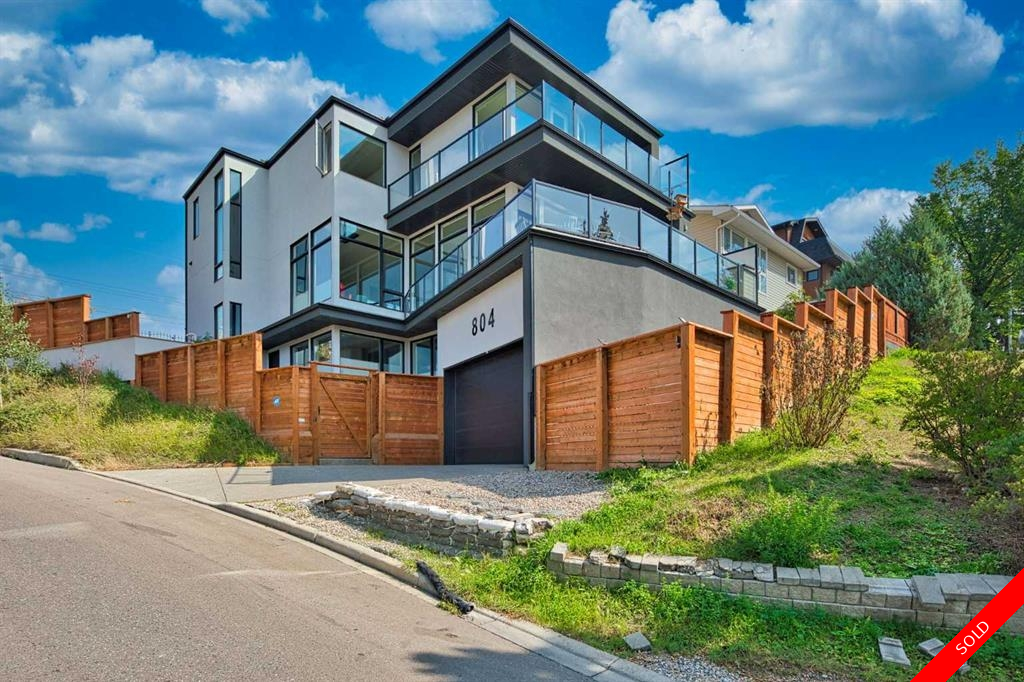 Renfrew Detached for sale: 4 bedroom 3,346 sq.ft. (Listed 2023-10-02)